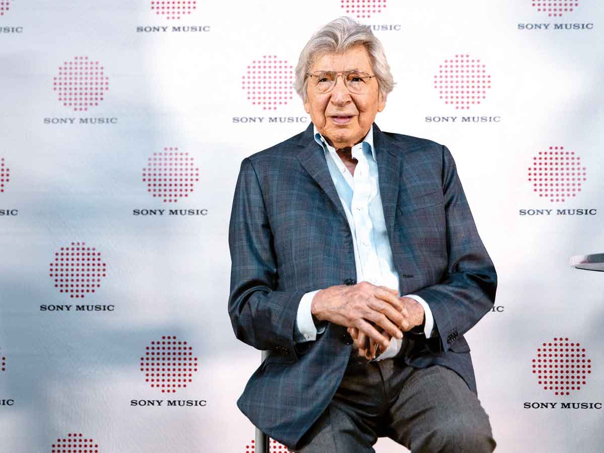 “De corazón soy un mexicano más”: Manuel Alejandro