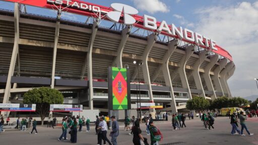 Tragedia en el México vs. Portugal: Muere aficionado tras intentar saltar al primer nivel del Estadio Banorte