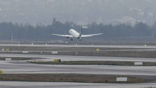 ¿México perderá la categoría 1 aérea? FAA detecta 21 fallas por resolver
